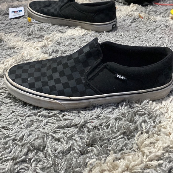 Vans - Picture 5 of 8